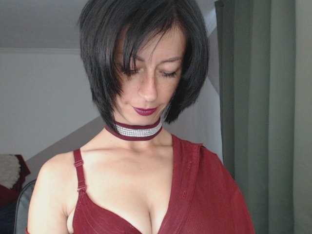 LorraGrande94 live cam preview