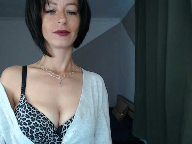 LorraGrande94 live cam preview