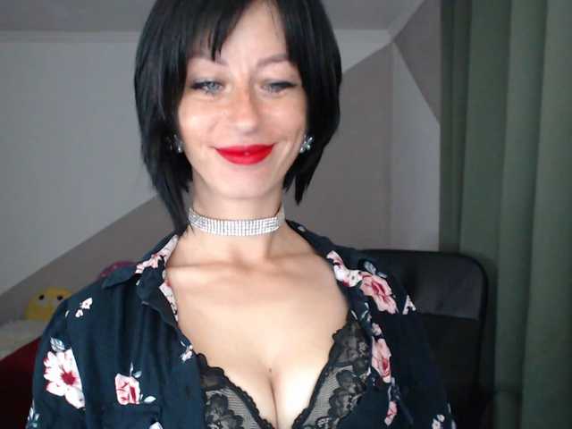 LorraGrande94 live cam preview