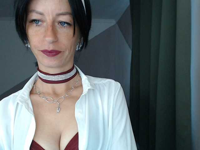 LorraGrande94 live cam preview