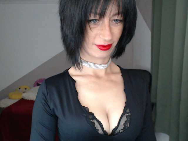 LorraGrande94 live cam on BongaCams