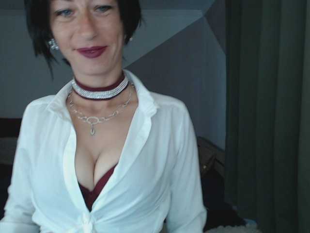 LorraGrande94 live cam preview