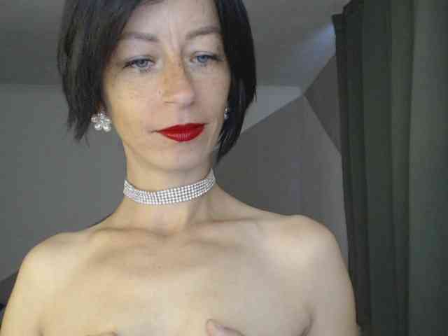 LorraGrande94 webcam