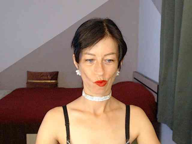 LorraGrande94 webcam