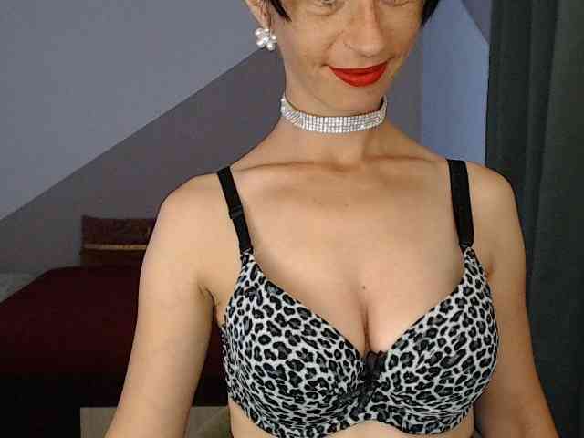 LorraGrande94 webcam