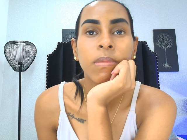aliciagandhii live cam on BongaCams