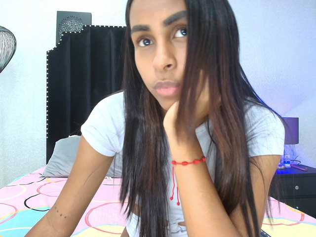 aliciagandhii live cam on BongaCams