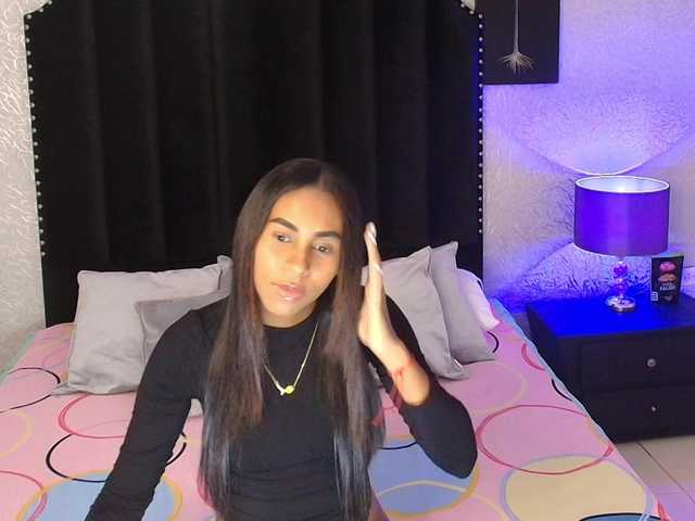 aliciagandhii live cam on BongaCams