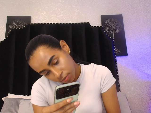 aliciagandhii live cam on BongaCams
