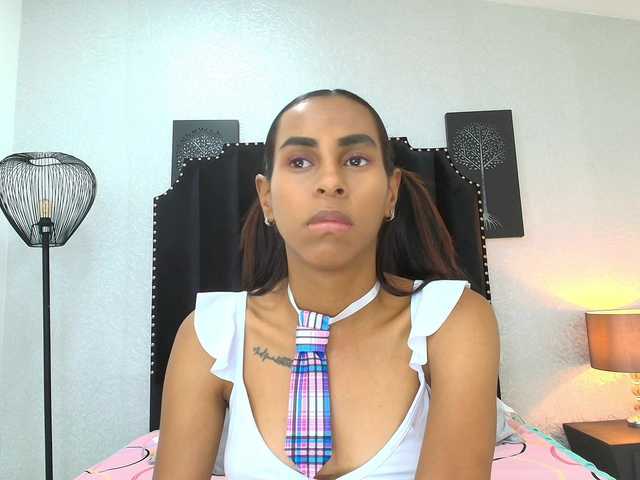 aliciagandhii live cam on BongaCams