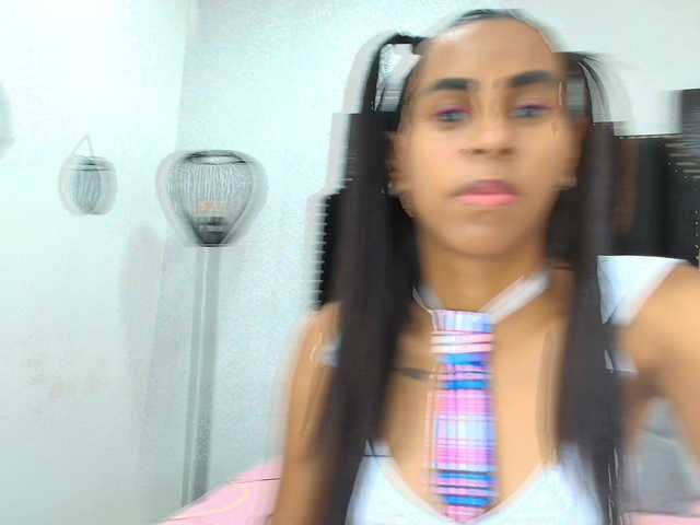 aliciagandhii live cam on BongaCams