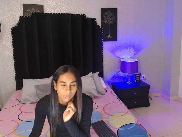 aliciagandhii live cam on BongaCams