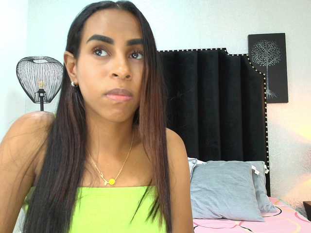 aliciagandhii live cam on BongaCams
