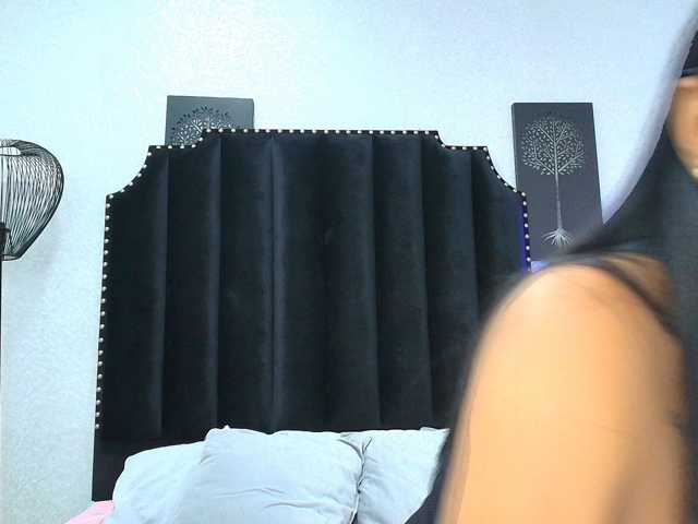 aliciagandhii live cam on BongaCams
