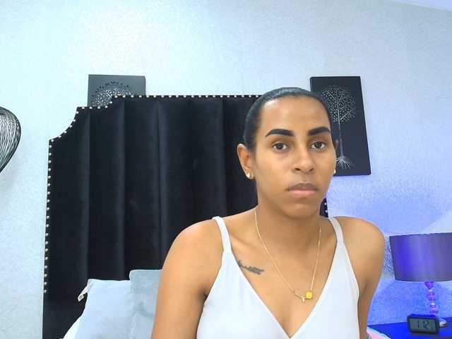 aliciagandhii live cam on BongaCams