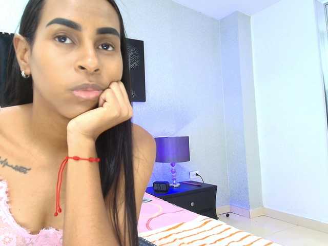 aliciagandhii live cam on BongaCams