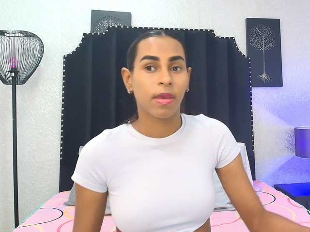 aliciagandhii live cam on BongaCams