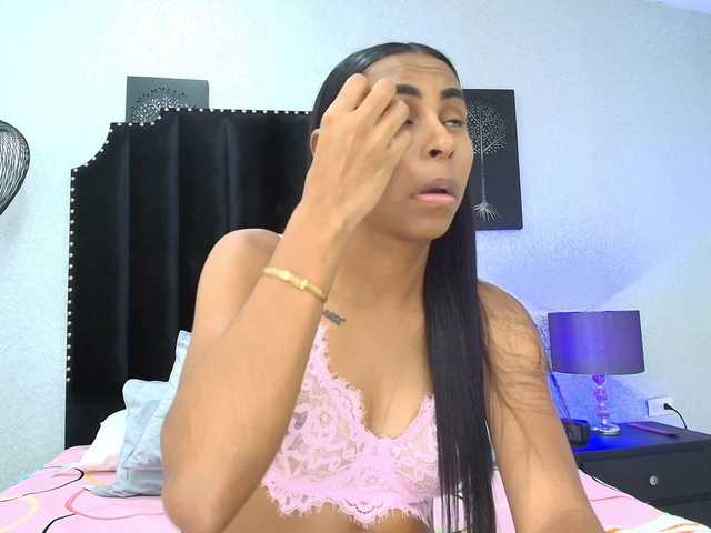 aliciagandhii live cam on BongaCams