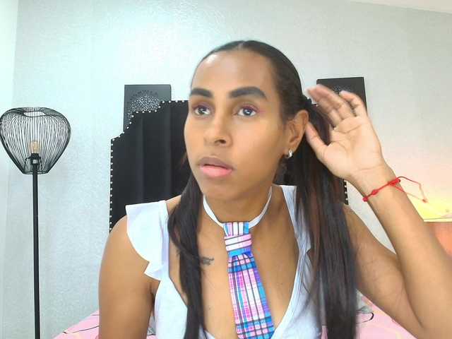 aliciagandhii live cam on BongaCams