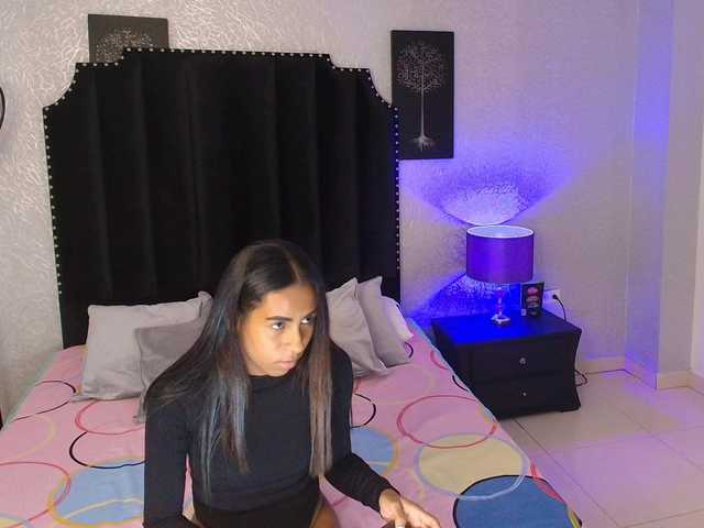aliciagandhii live cam on BongaCams