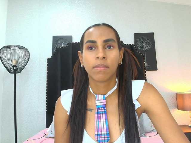 aliciagandhii live cam on BongaCams