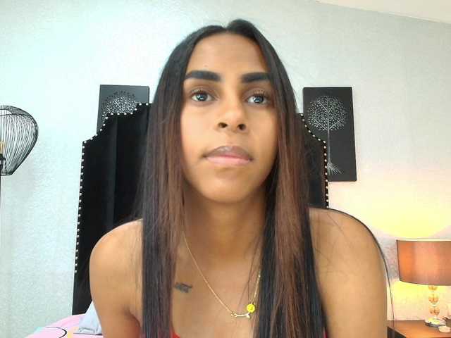 aliciagandhii live cam on BongaCams