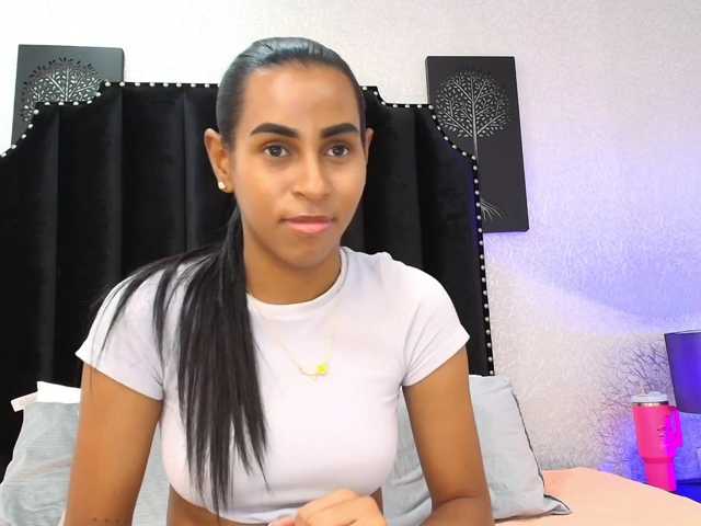 aliciagandhii live cam on BongaCams