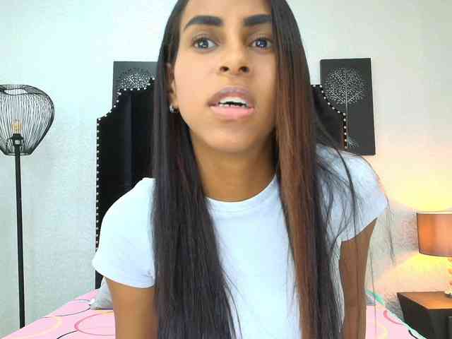 aliciagandhii webcam