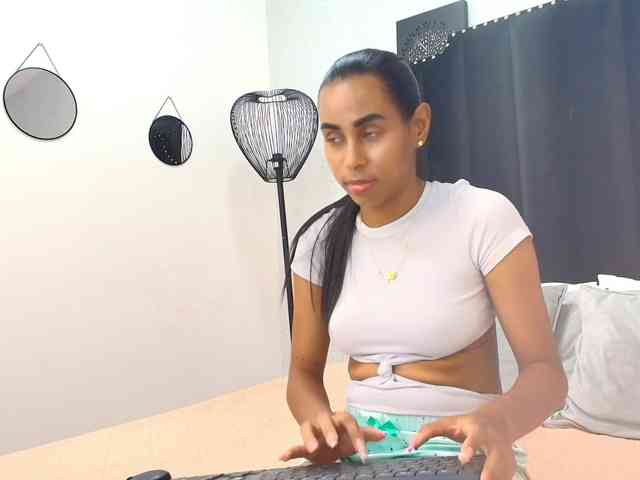 aliciagandhii