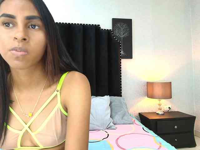 aliciagandhii webcam
