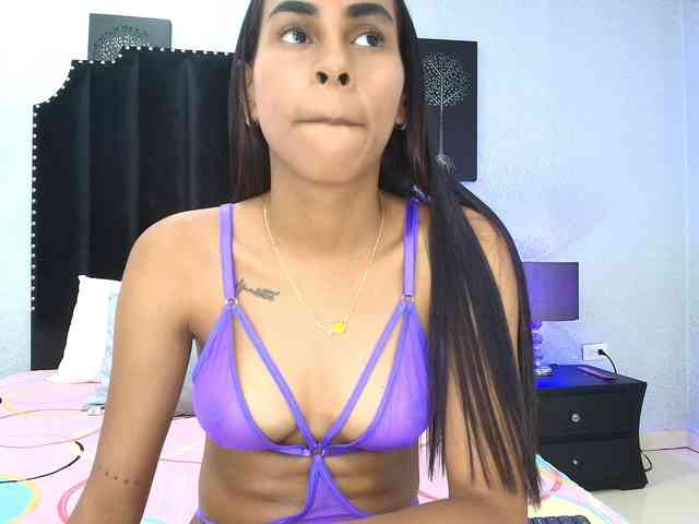 aliciagandhii webcam