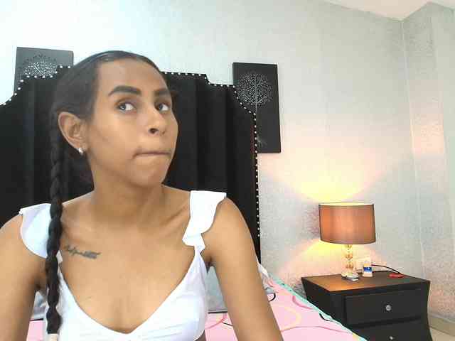 aliciagandhii webcam