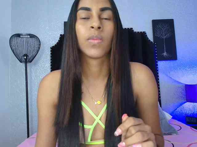 aliciagandhii webcam