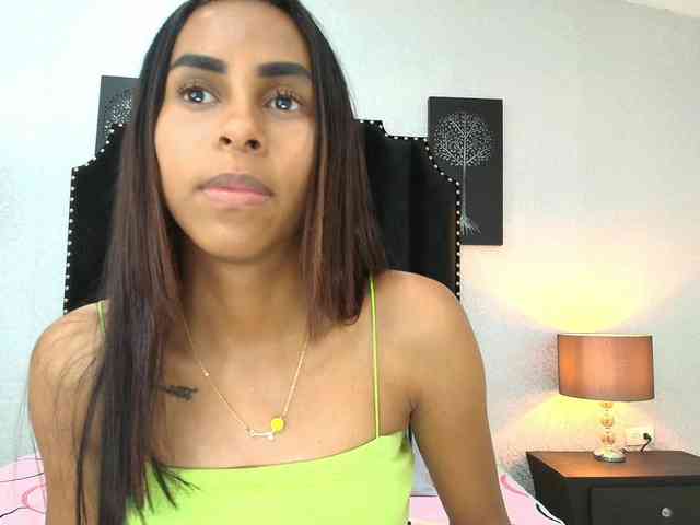 aliciagandhii webcam