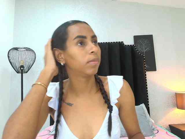 aliciagandhii webcam