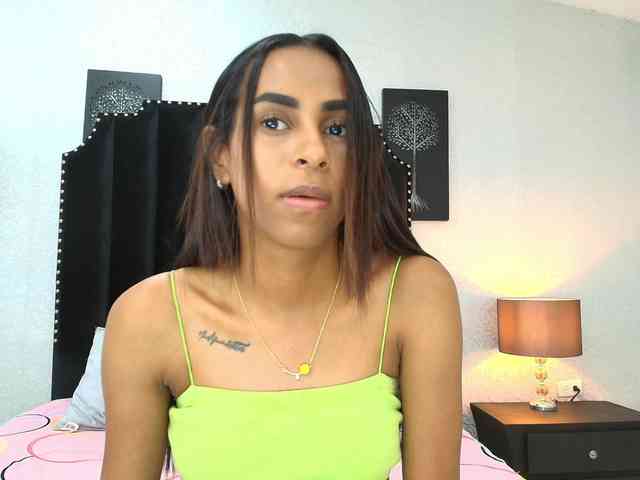 aliciagandhii webcam