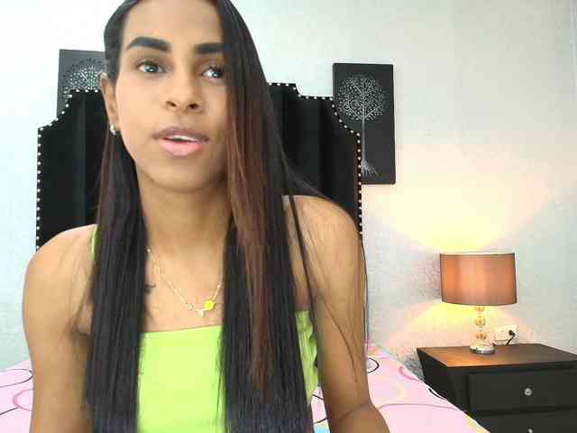 aliciagandhii aliciagandhii