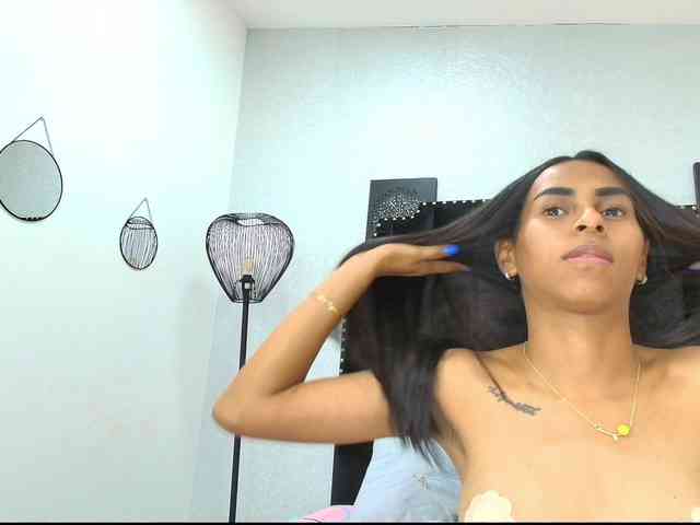 aliciagandhii webcam