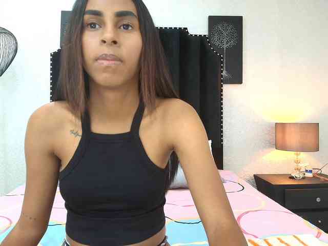 aliciagandhii webcam
