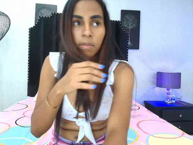 aliciagandhii aliciagandhii