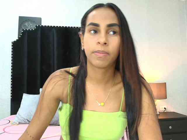 aliciagandhii webcam