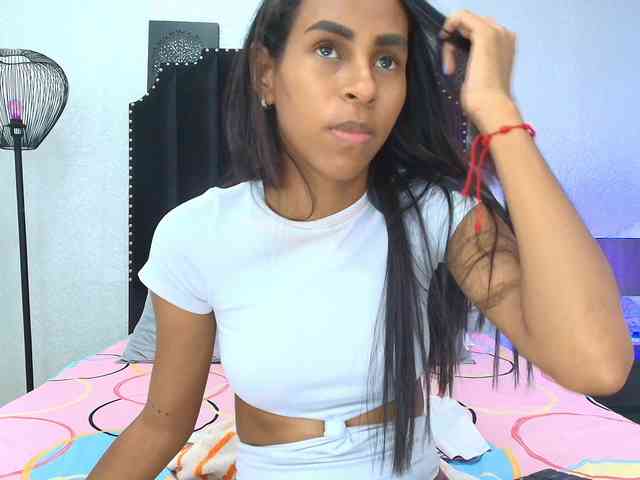 aliciagandhii webcam