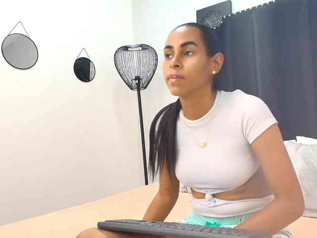 aliciagandhii