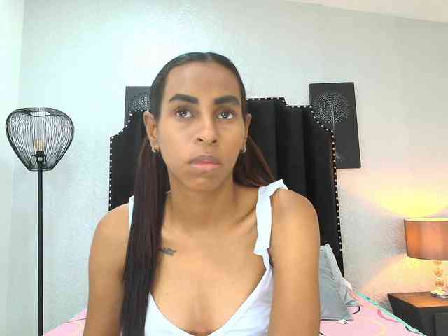 aliciagandhii webcam