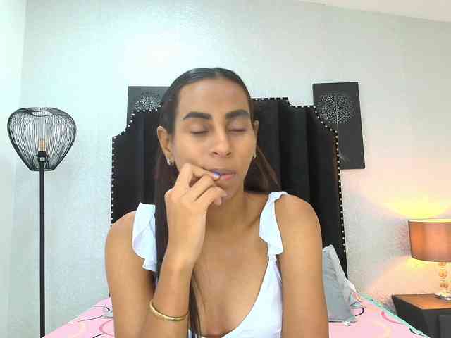 Modelo: aliciagandhii