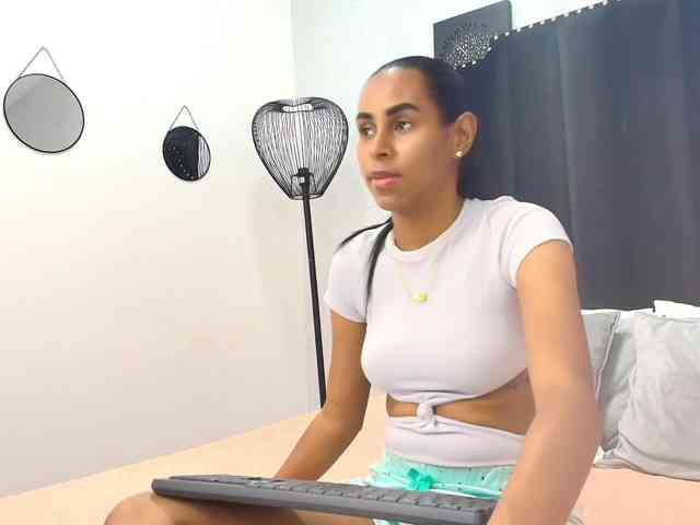 aliciagandhii