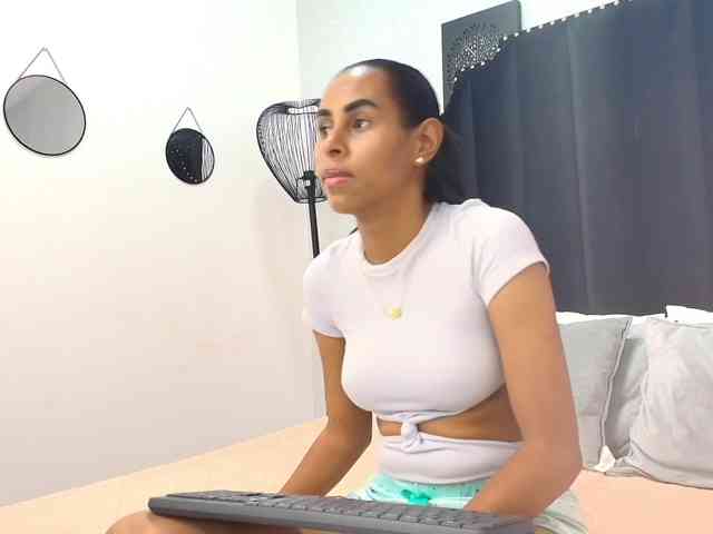aliciagandhii