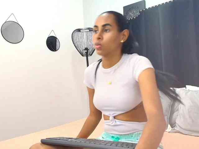 aliciagandhii aliciagandhii