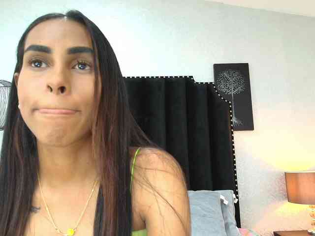 aliciagandhii webcam