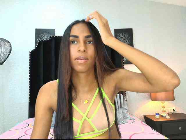 aliciagandhii webcam